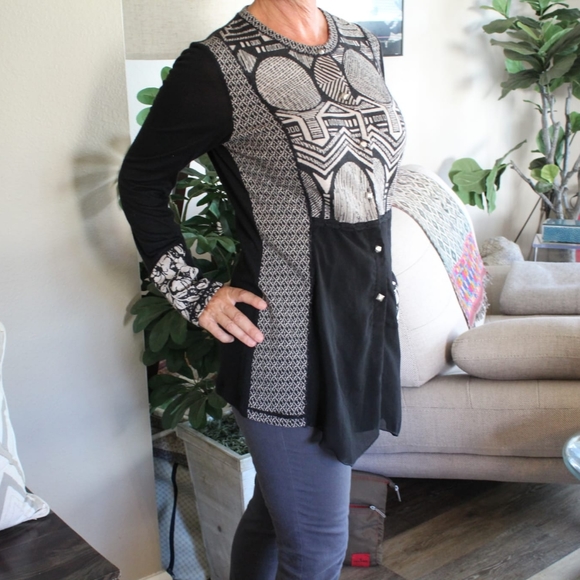 Italian Merino Geometric Design Wool Sweater - Picture 4 of 6